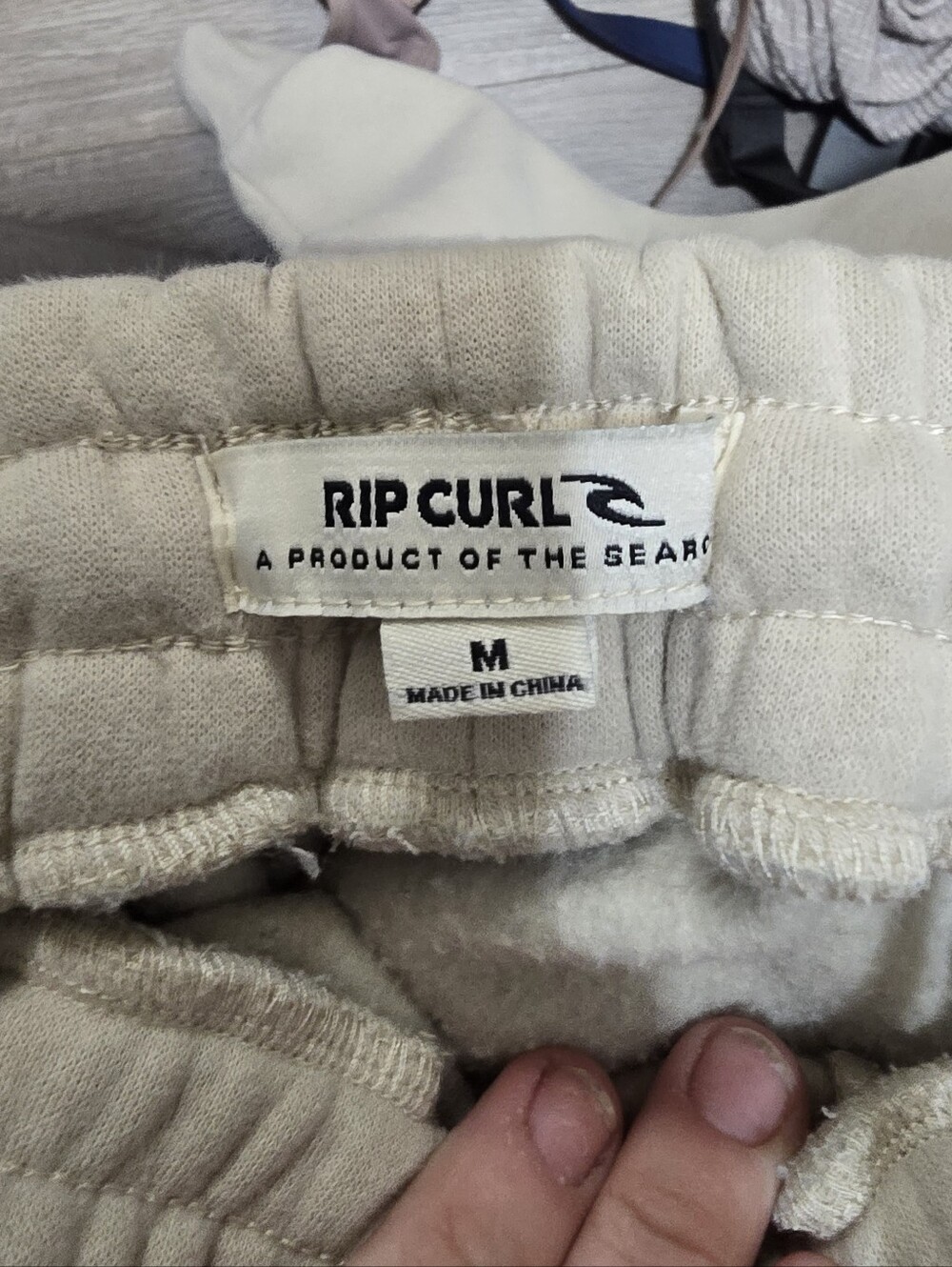 Rip Curl Jogger & Hoodie Set - Picture 2 of 5